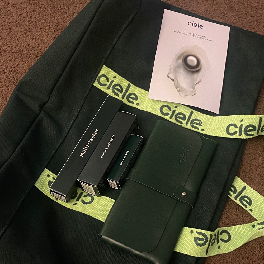 Ciele Dark Green Travel Pouch, primer, liquid highlighter, dual ended brush